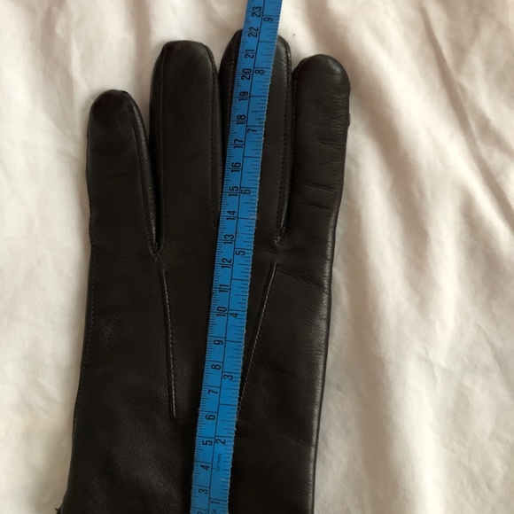 Men's Dark Brown Leather Gloves - Picture 16 of 16